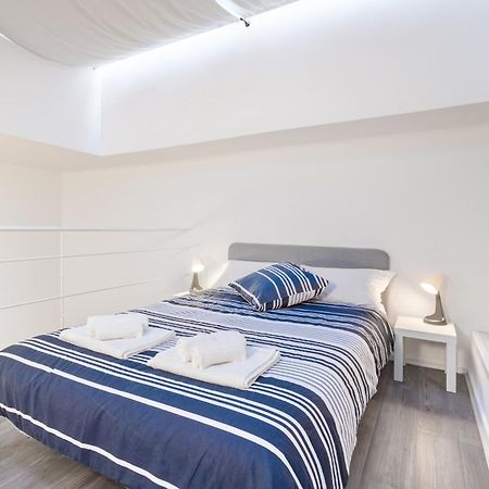 Exclusive Loft Crocetta - Free Private Parking & Wi-Fi - 5 Min To Metro Nizza - Ac Villa Turin Bagian luar foto